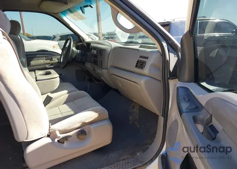 2001 Ford F-250 Lariat/Xl/Xlt z USA, uszkodzony, nr VIN 1FTNX20F01EB00282